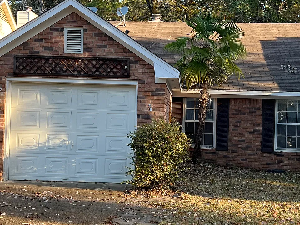 127 Lofty Pine Ln