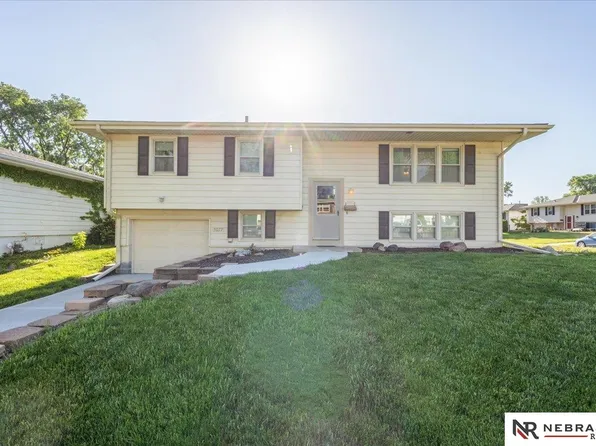 5077 S 89th St, Omaha, NE 68127