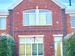 2935 Edison St NE UNIT G, Blaine, MN 55449