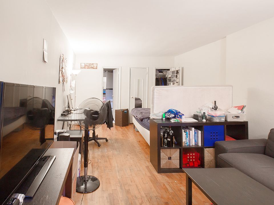 2nd image of 311 E 18th St #2A