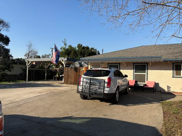 1243 S South Conyer Street Street, Visalia, CA 93277