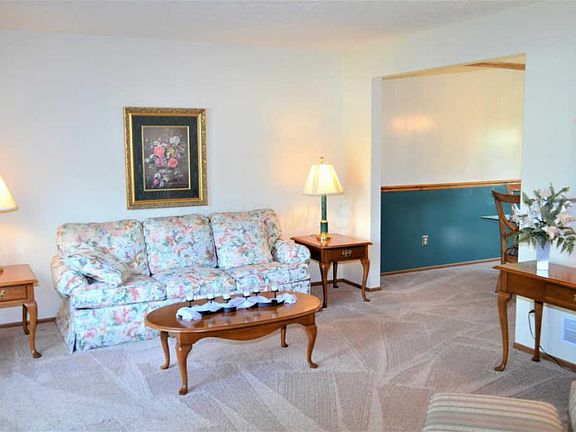 4th image of 3171 Plainfield Ct