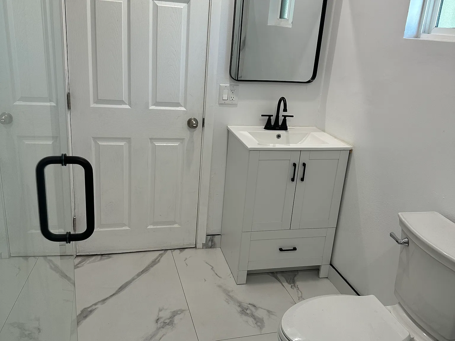 1 bed, 460 sqft, $2,000 — Photo 4