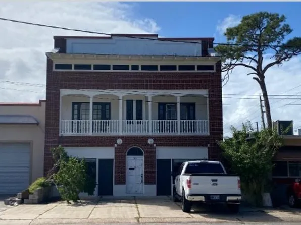 204 Magnolia St, New Smyrna Beach, FL 32168