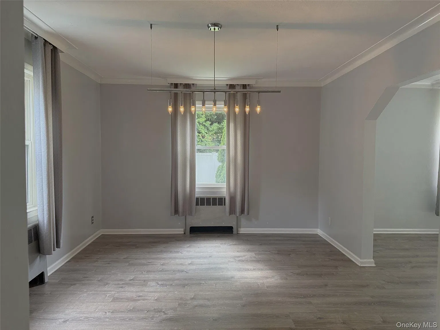 3 bed, 2.5 bath, 1558 sqft, $7,000 — Photo 3