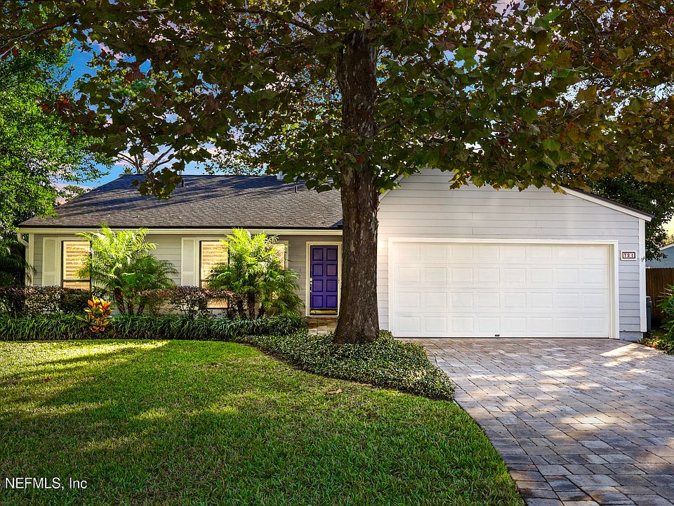 1st image of 721 SANDY OAKS Court