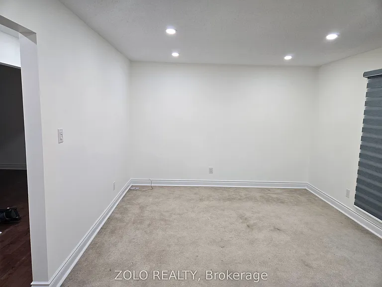 42 Boreham Cir — Photo 4