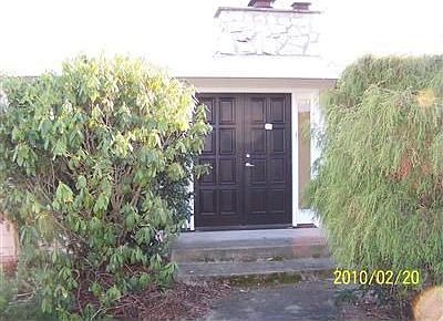 1st image of 4927 120th Ave E
