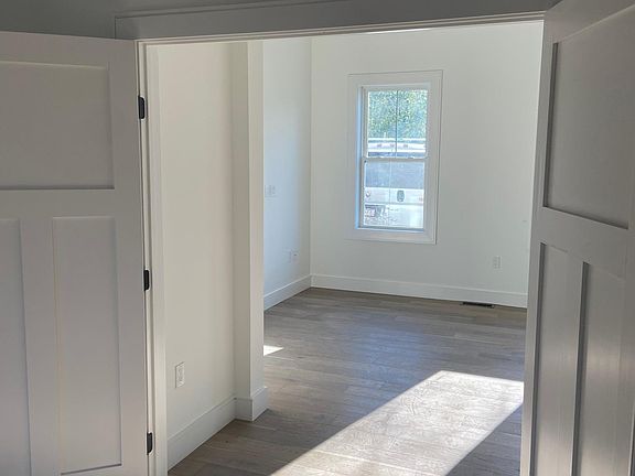 3rd image of 41 Spring St #1