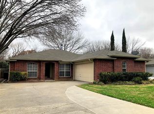 1964 Hobart Ln, Lewisville, TX 75067