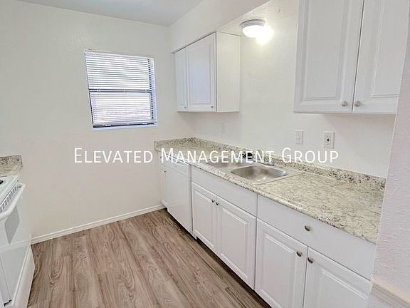 5th image of 500 Tennessee St NE Unit 10