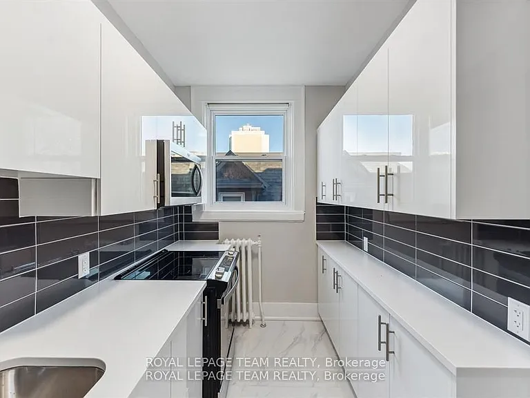 407 Elgin St #30 — Photo 15