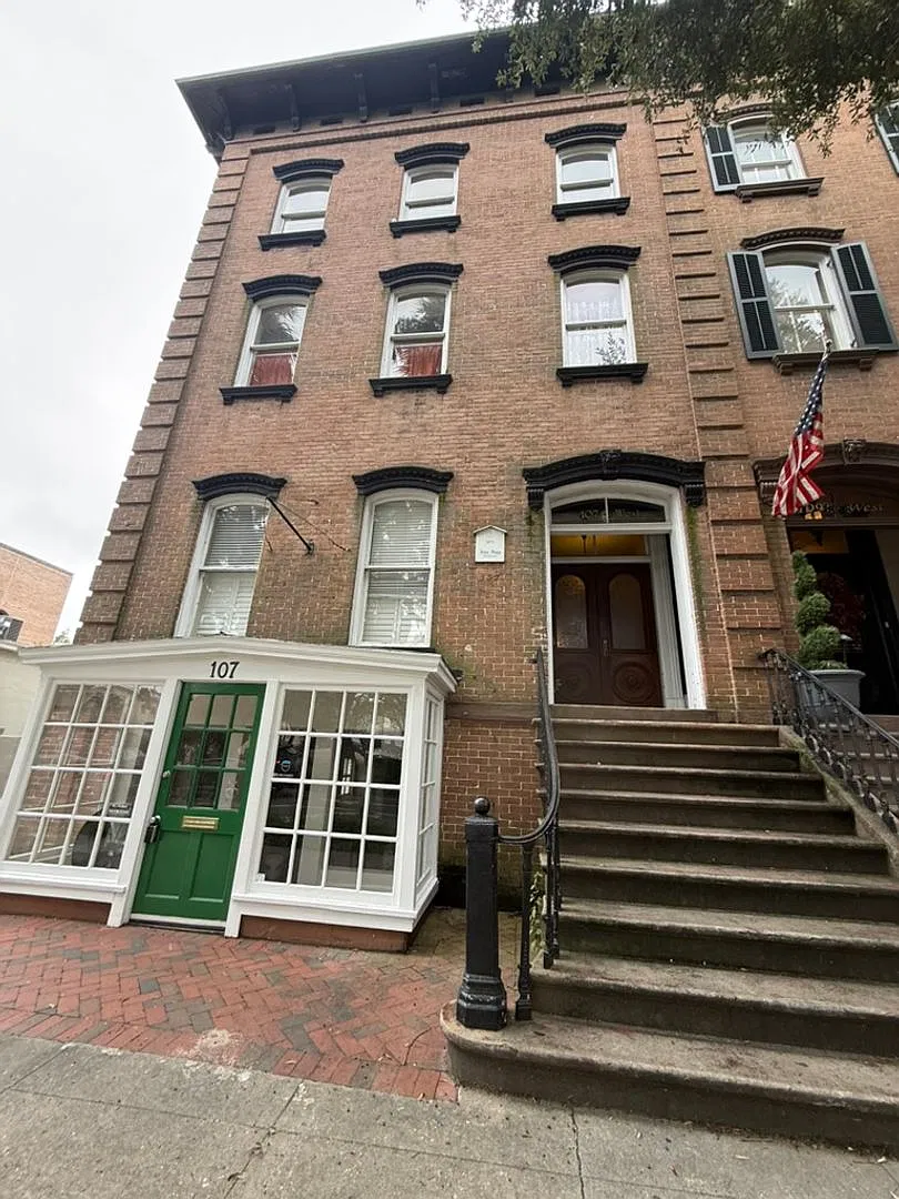 107 West Liberty St Unit 4 — Photo 1
