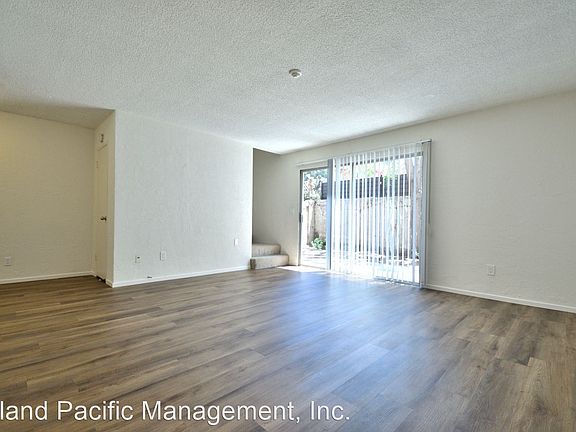 2nd image of 1708 Marshallfield Ln APT C