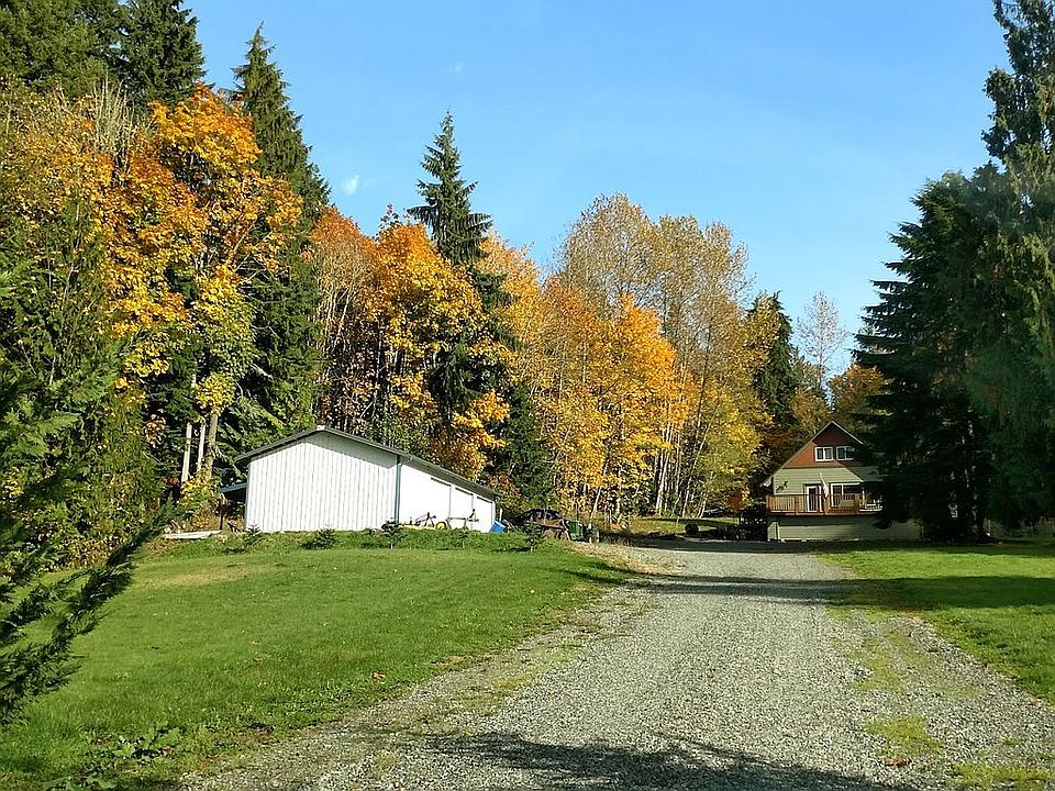 House & Four Bay Shop