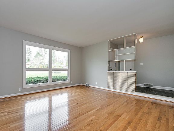 floor to ceiling windows