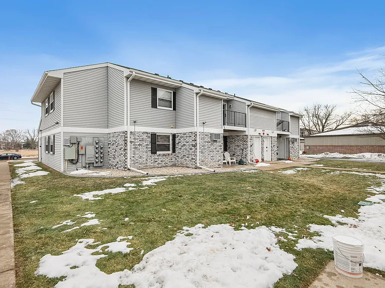 509 S Perry Pkwy #1 — Photo 28