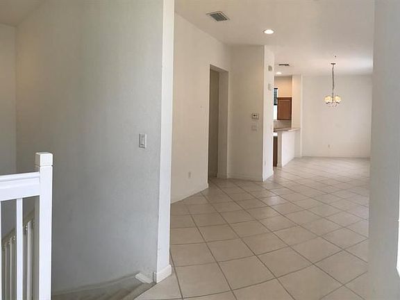 3rd image of 650 Pacific Grove Dr Unit 6