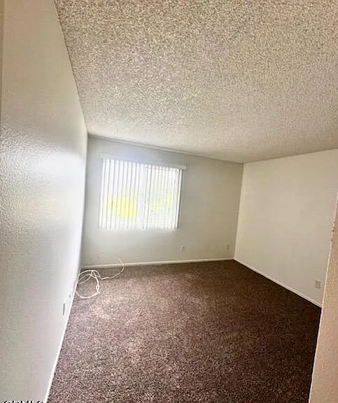 200 W Main St #7 — Photo 7