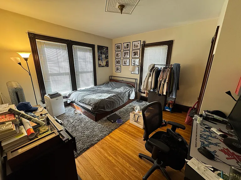 211 Holland St #2R — Photo 18
