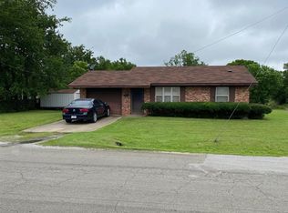 400 W Main St, Mexia, TX 76667