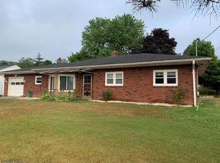 164 Mount Pleasant St, East Freedom, PA 16637