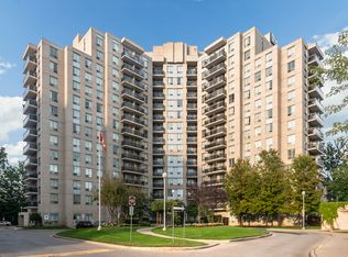121 Parkway Forest Dr., Toronto, ON M2J 5H4