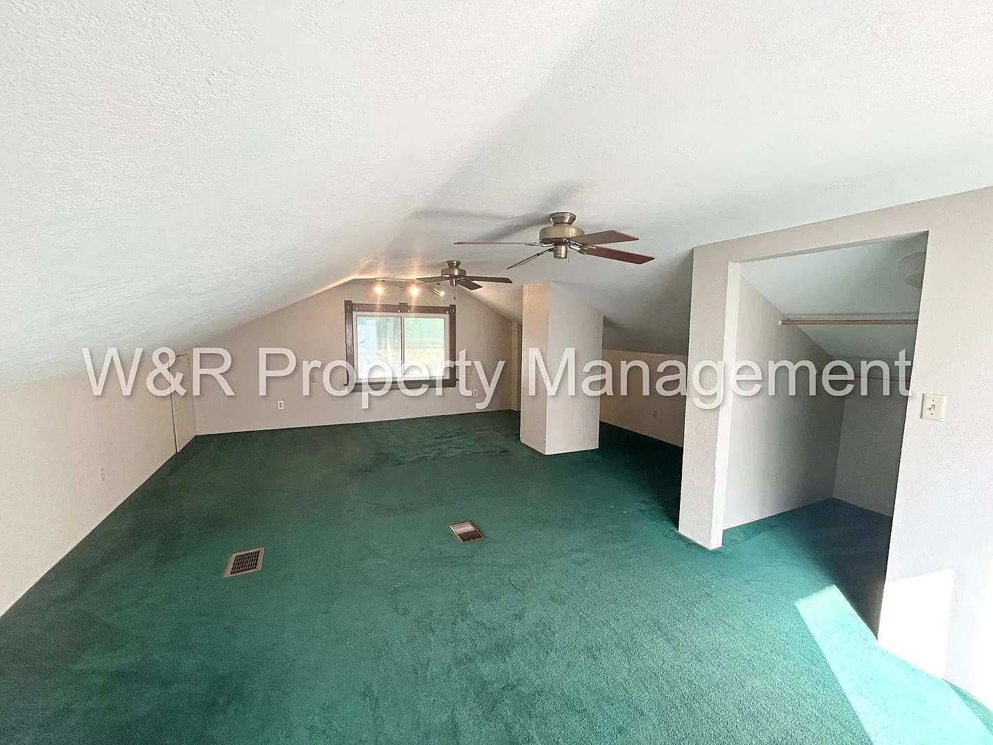 3 bed 1 bath home for rent — Photo 3