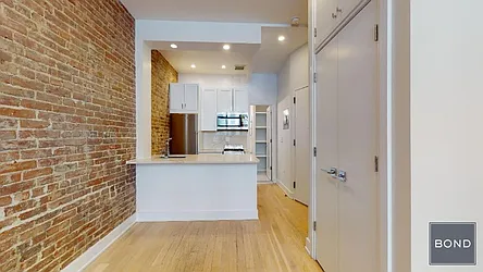 Rented by Bond New York