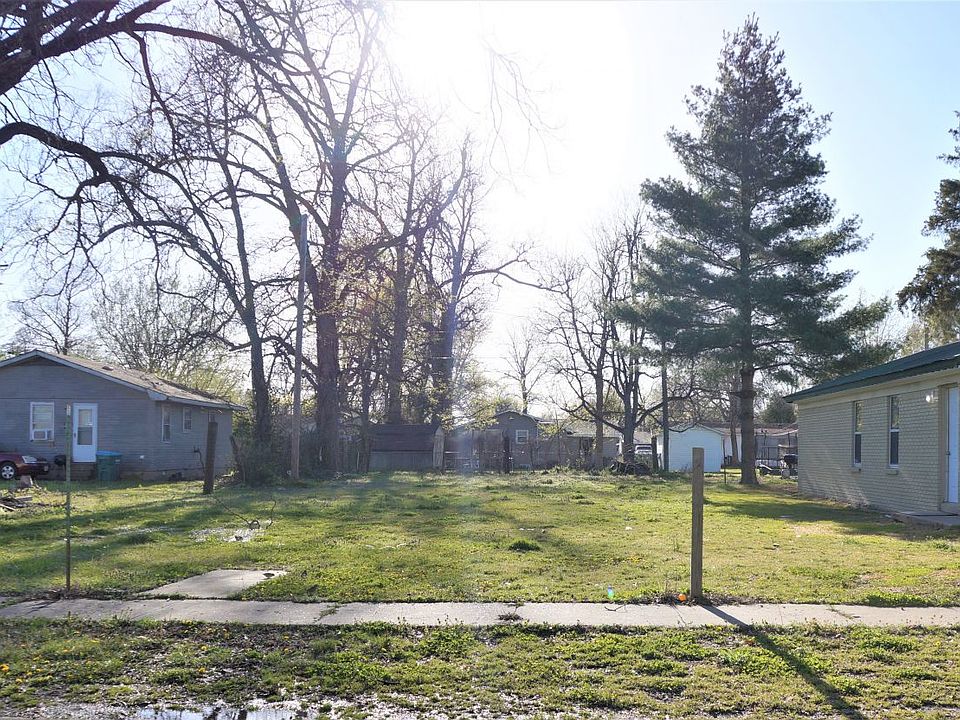 944 Washington Ave, Caruthersville, MO 63830 MLS 14048 Zillow