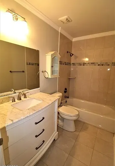 53 Hendrickson Dr — Photo 16