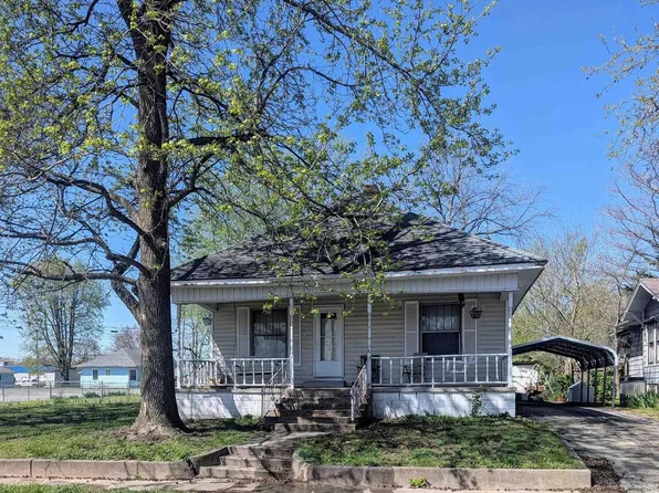 203 N Gardner St, West Frankfort, IL 62896