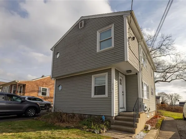 115 Marshall Ave, Cumberland, RI 02864