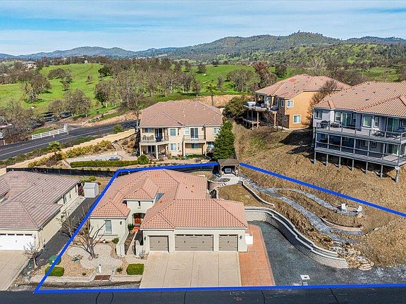 5th image of 121 Athena Dr