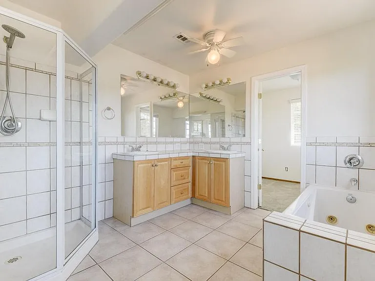 5993 Howell Dr — Photo 21