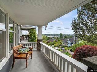 346 N 71st St, Seattle, WA 98103