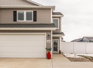 3305 Rutland Dr, Bismarck, ND 58504