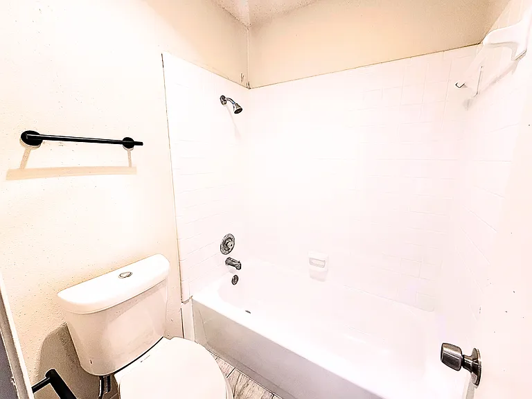 10527 Perrin Beitel Rd #D207 — Photo 7