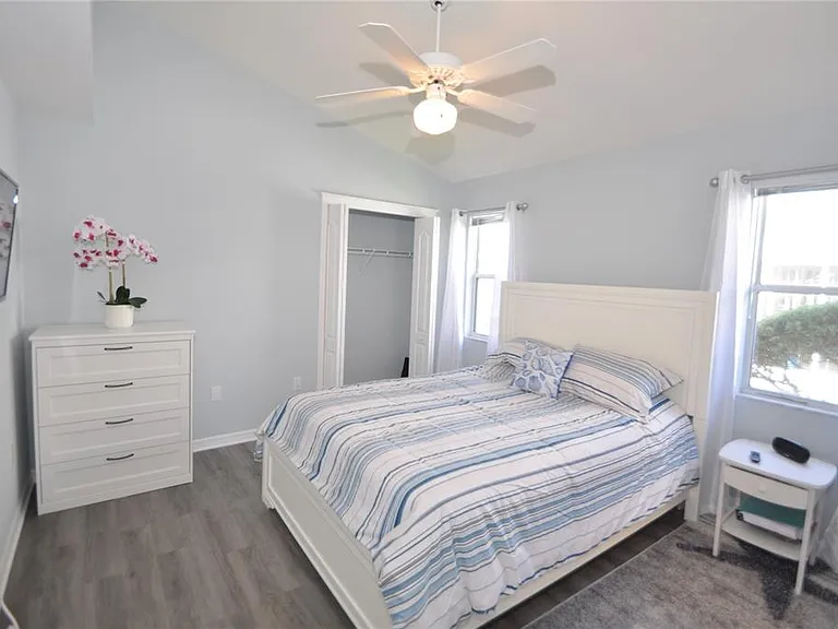 16 Cedarwood Ct — Photo 27
