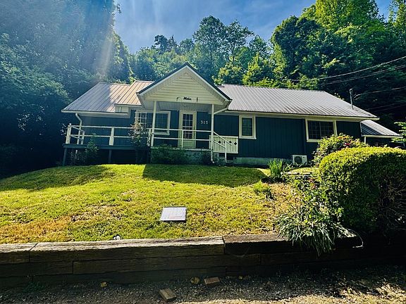 3rd image of 315 Elbow Ln