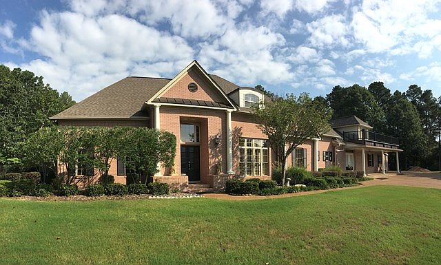 1st image of 505 Woodland Hills Dr