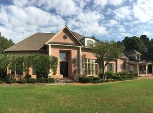 505 Woodland Hills Dr, Oxford, MS 38655