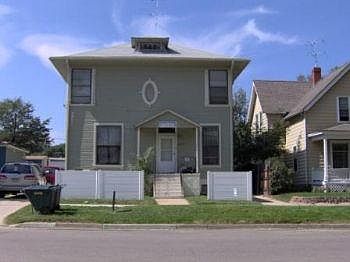 2nd image of 1227 12th Ave