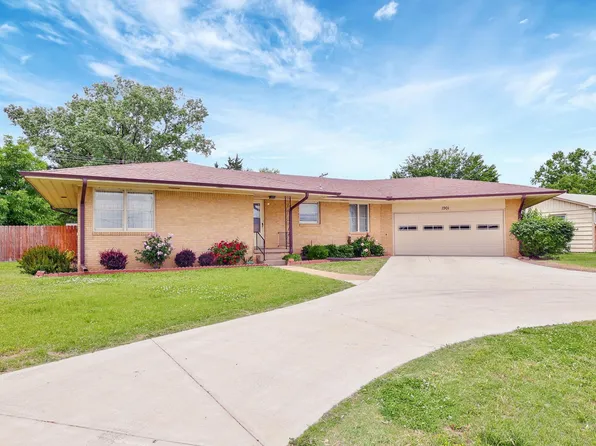 1901 N Ohio St, Augusta, KS 67010