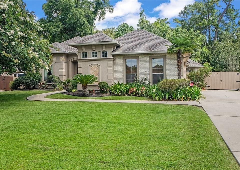 1st image of 408 Naples Ct