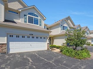 458 S Jade Ln, Round Lake, IL 60073
