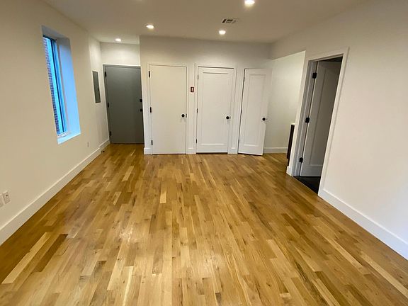2nd image of 1745 E 13th St #1
