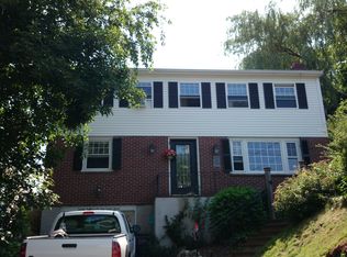 2574 Centre St, West Roxbury, MA 02132
