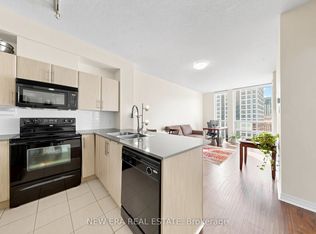 3515 Kariya Dr #2810, Mississauga, ON L5B 0C1