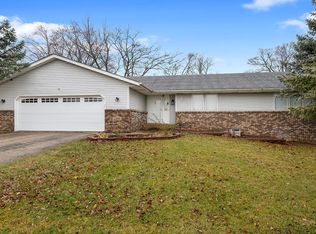 2841 Swanson Pkwy, Rockford, IL